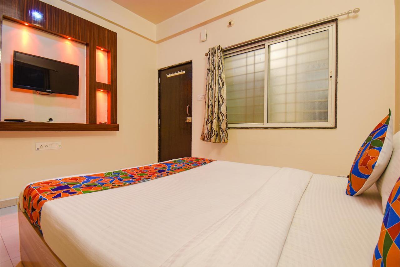 Fabexpress 4 Star Executive - Nr World Trade Center Hotel ปูเน่ ภายนอก รูปภาพ