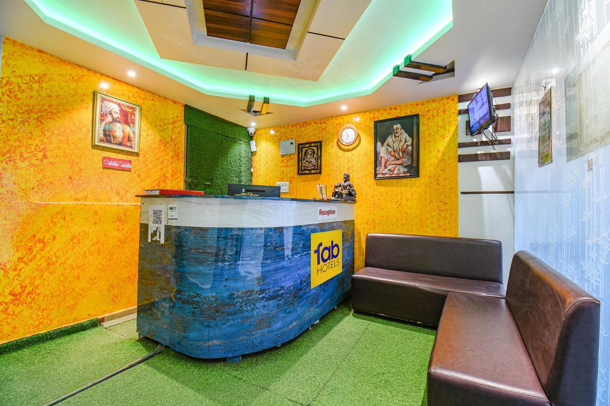 Fabexpress 4 Star Executive - Nr World Trade Center Hotel ปูเน่ ภายนอก รูปภาพ